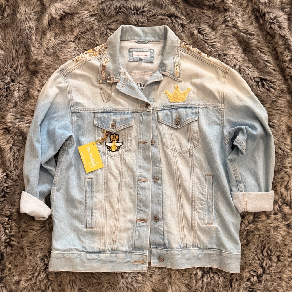 Queen Bee recycled denim LOFT Light Blue Jacket by The VinHaus